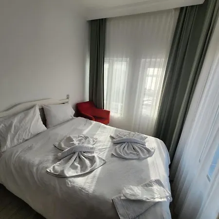 La Butik Pansiyon Ayvalı