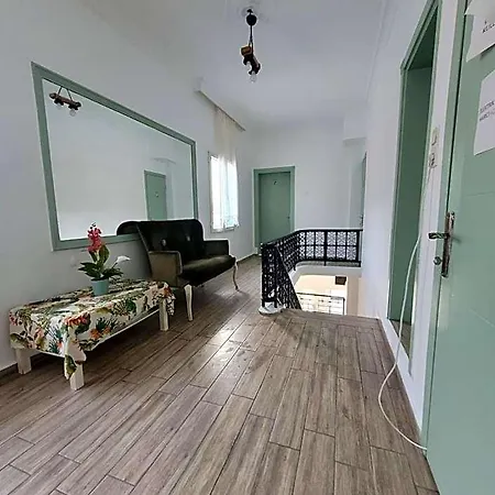 Pansiyon La Butik Ayvalı