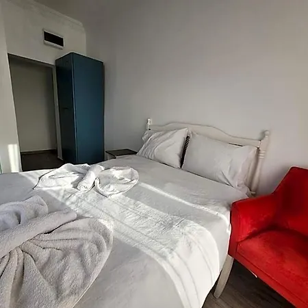 Pansiyon La Butik Ayvalı