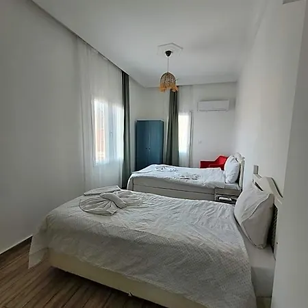 Pansiyon La Butik Ayvalı