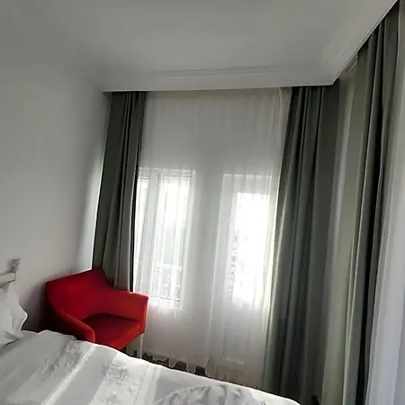 La Butik Pansiyon Ayvalı