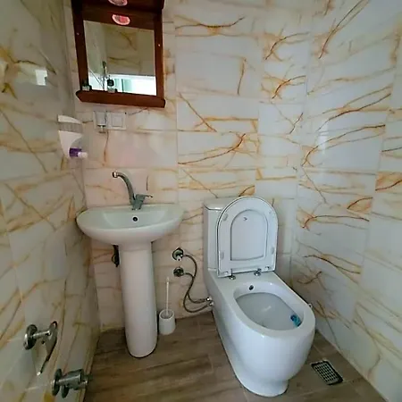 Pansiyon La Butik Ayvalı