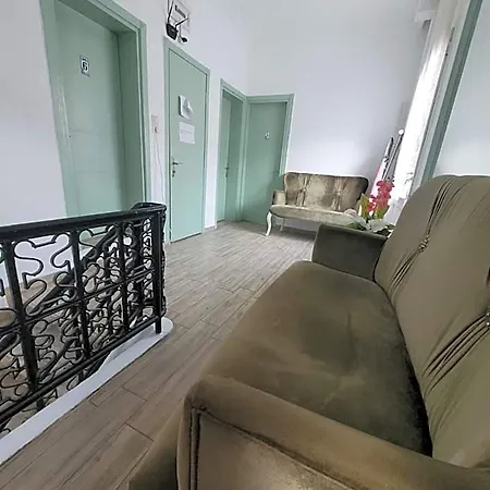 Pansiyon La Butik Ayvalı
